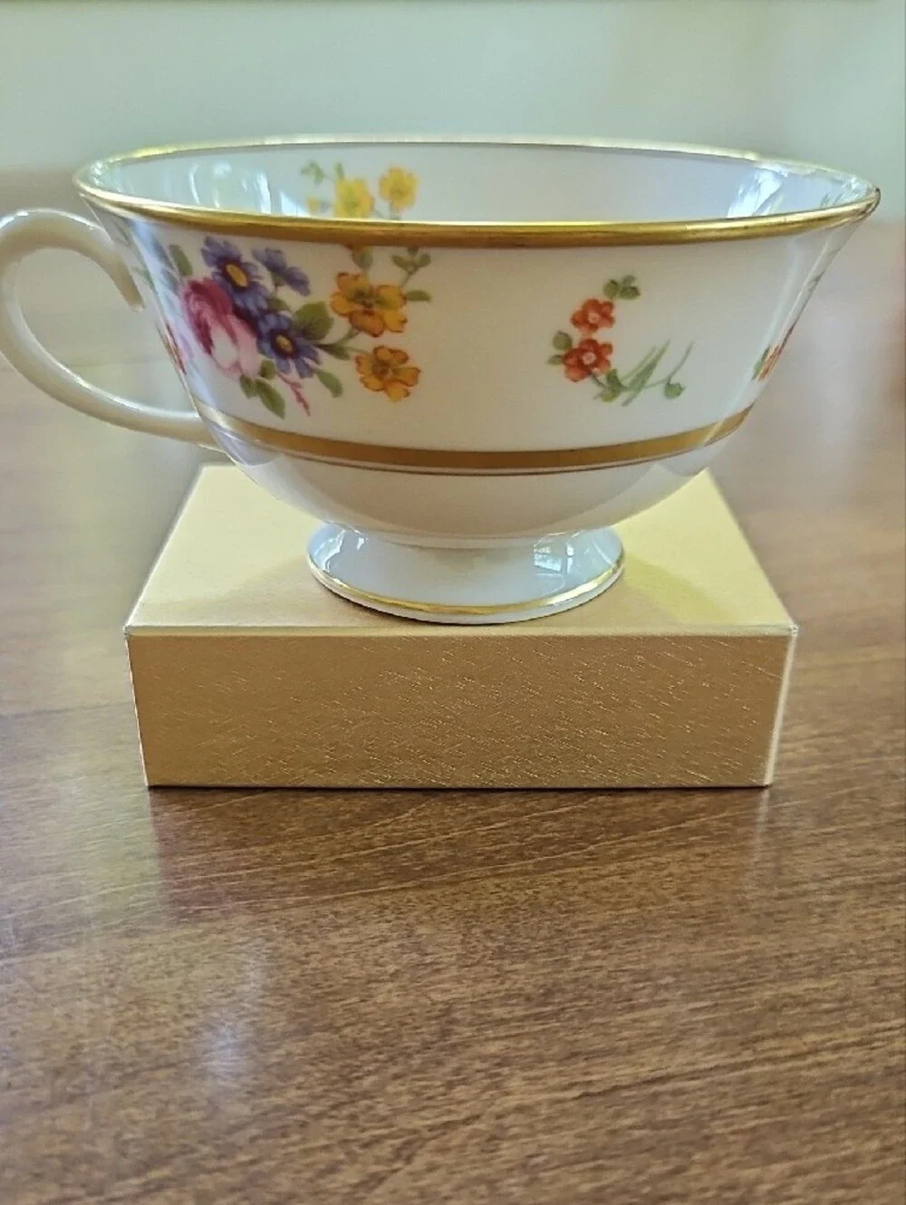 Coxon Belleek Floral Bouquet Tea Cups, Set of 3